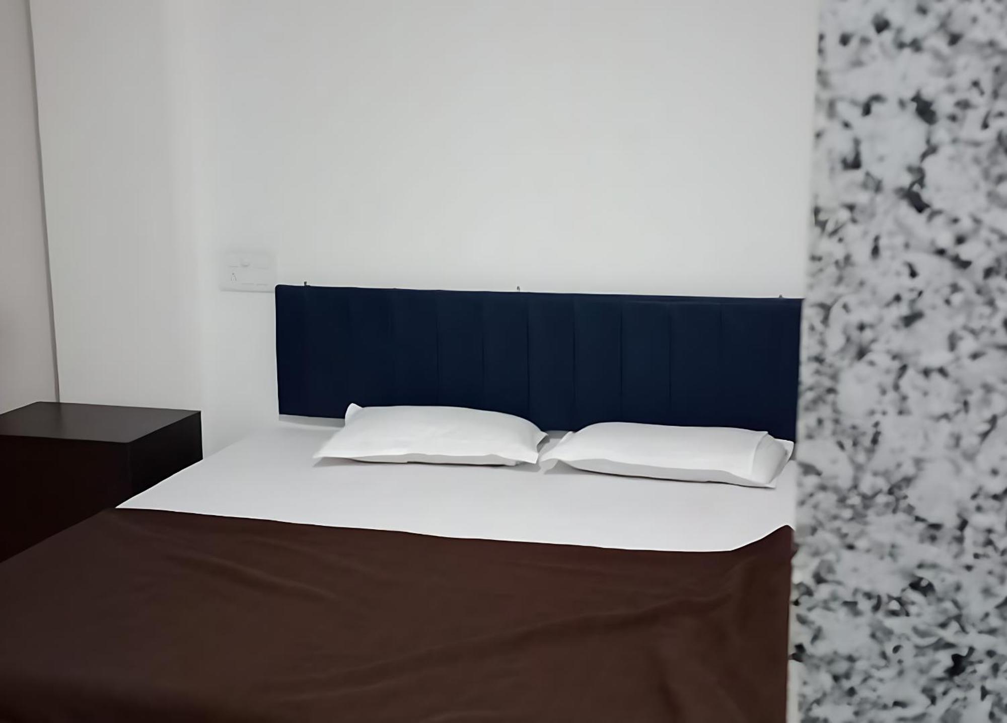 Hotel Aaradhya Udaipur Buitenkant foto