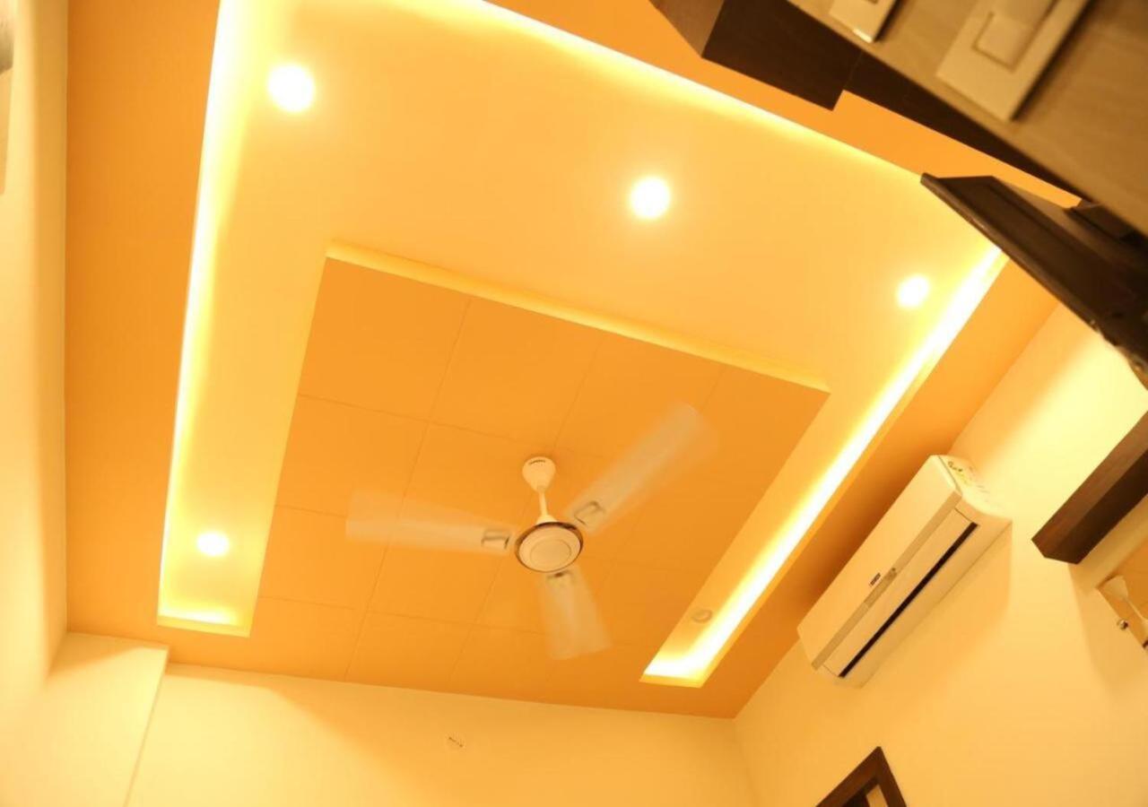 Hotel Aaradhya Udaipur Buitenkant foto